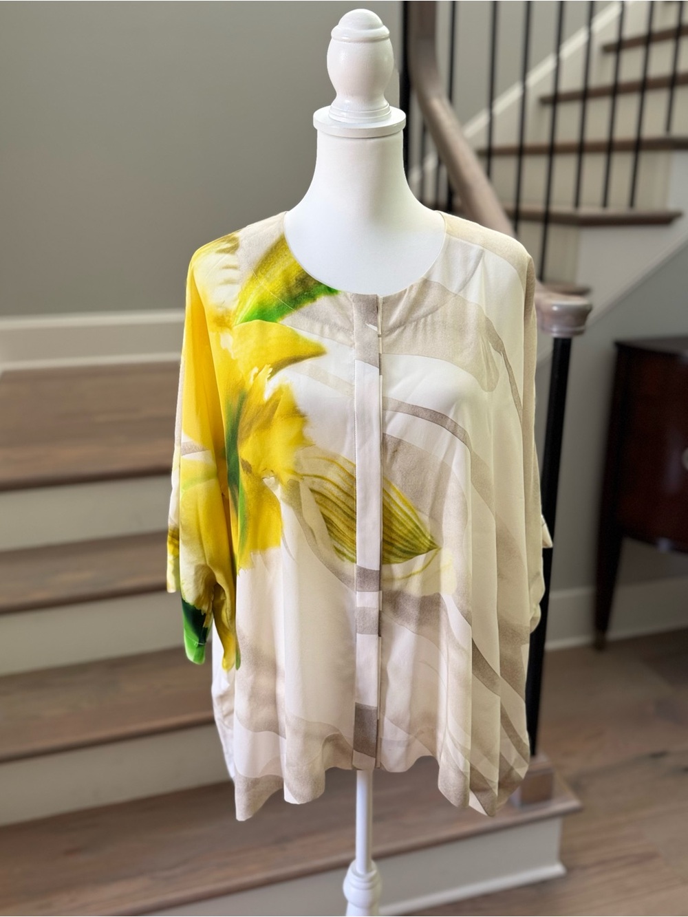 Lafayette 148 New York 100% Silk Watercolor Floral Blouse, Size XL